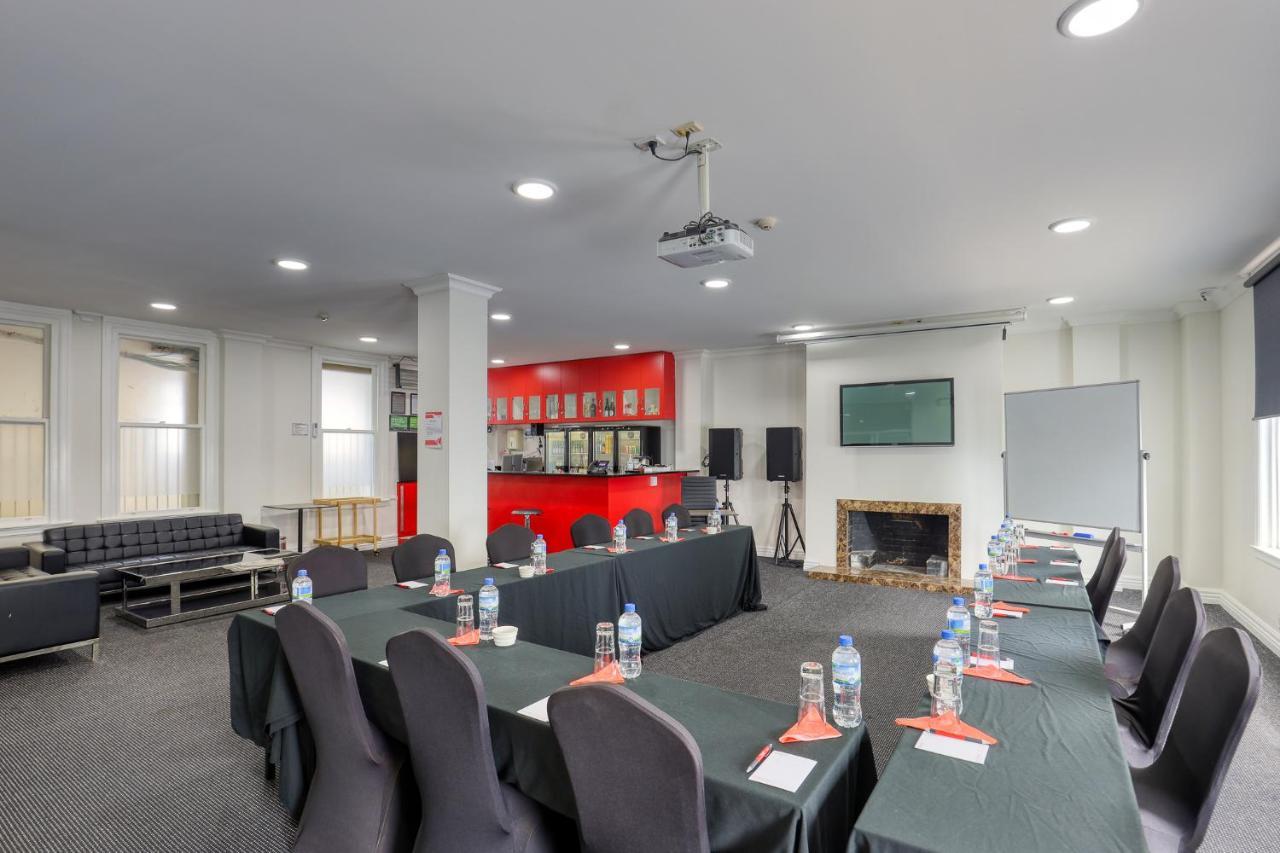 Ramada By Wyndham, Hamilton City Center Eksteriør billede