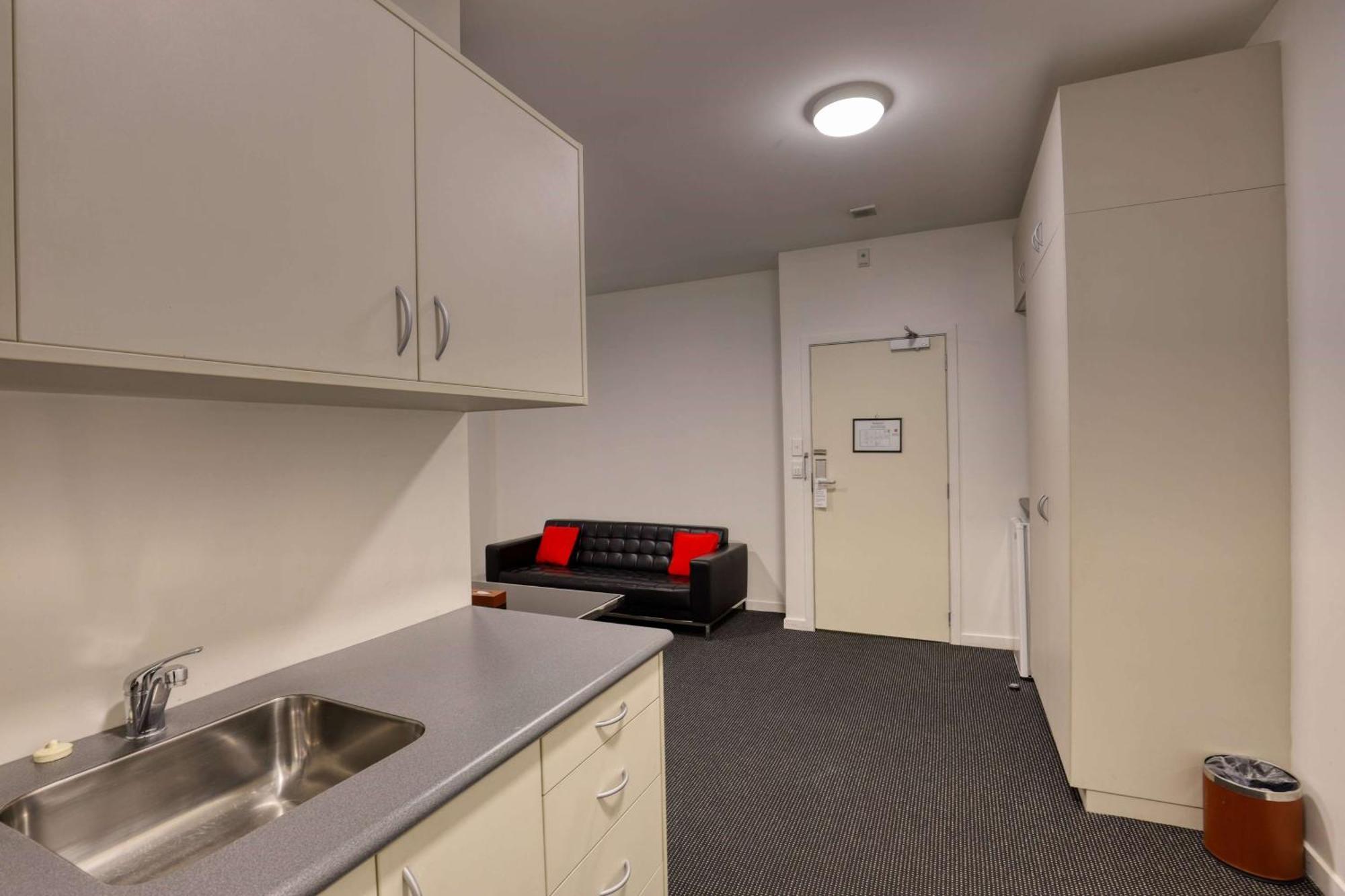 Ramada By Wyndham, Hamilton City Center Eksteriør billede