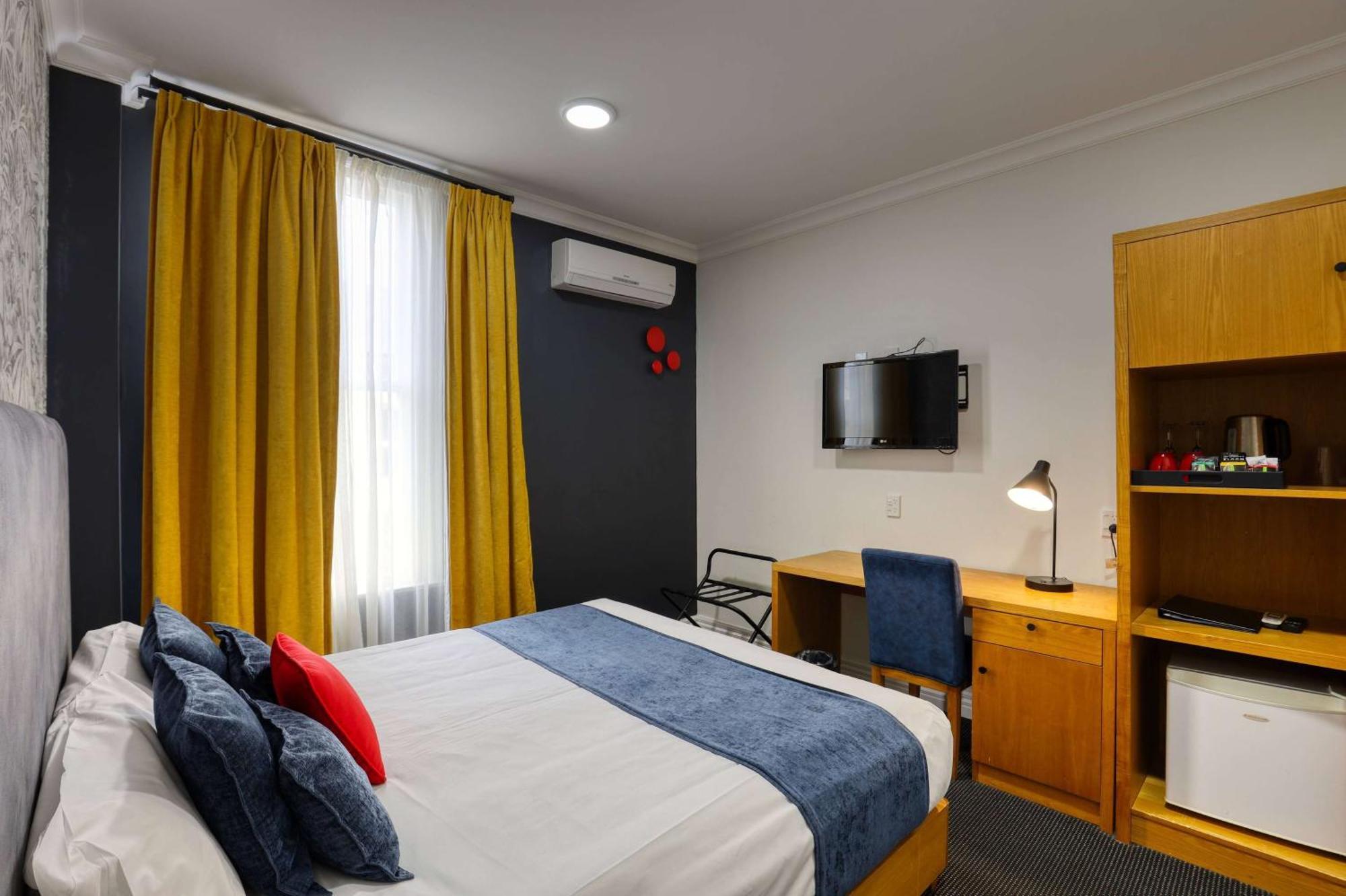 Ramada By Wyndham, Hamilton City Center Eksteriør billede