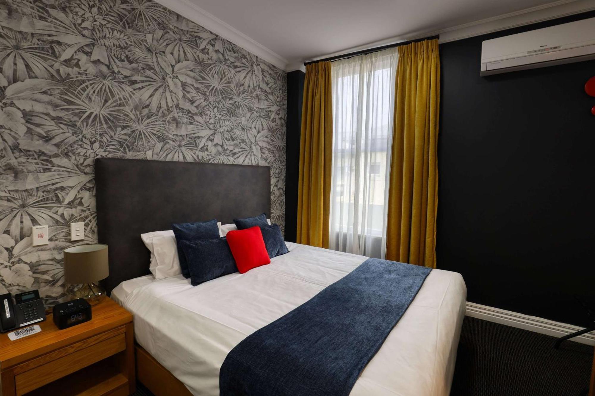 Ramada By Wyndham, Hamilton City Center Eksteriør billede
